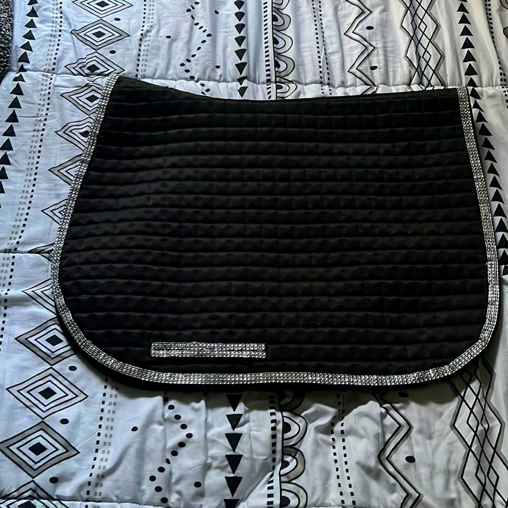 Saddle pad